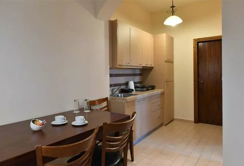 Achelatis Traditonal Guest House