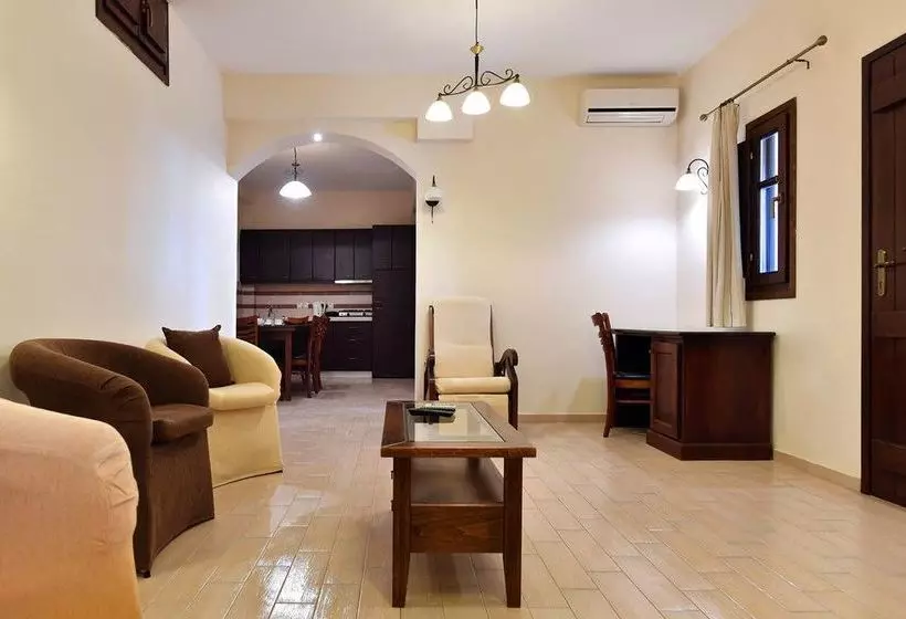 Achelatis Traditonal Guest House