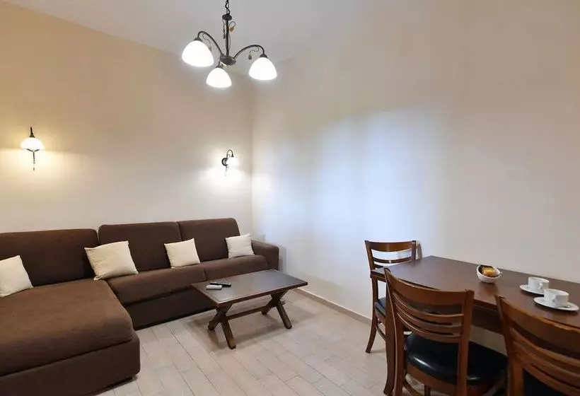 Achelatis Traditonal Guest House