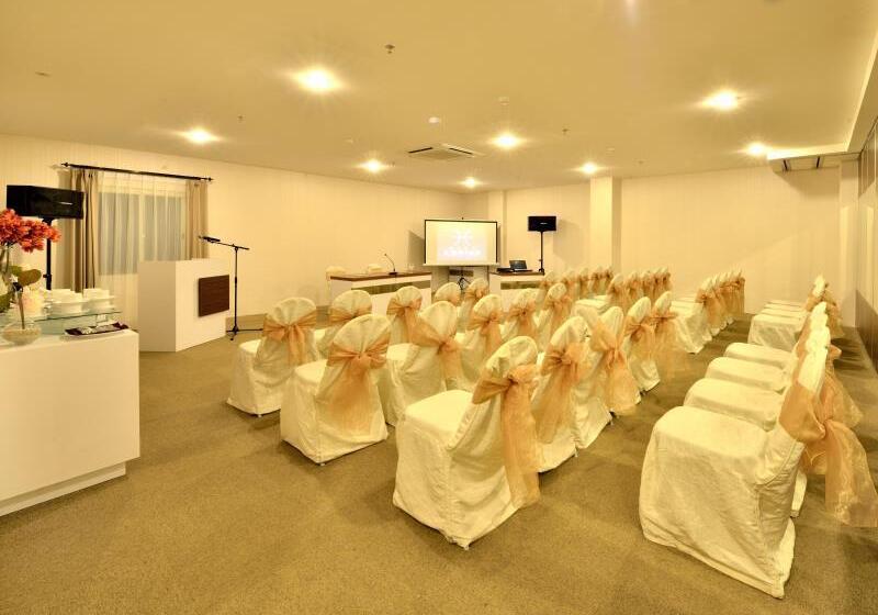 Best Hotel Kedungsari