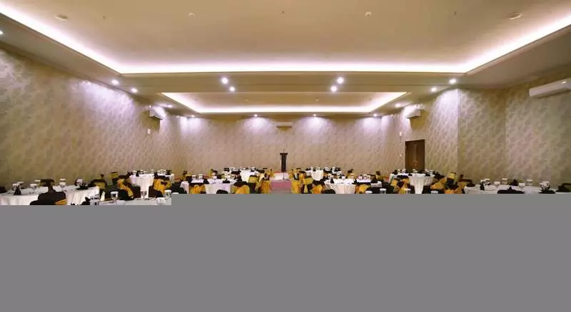 Favehotel Pgc Cililitan