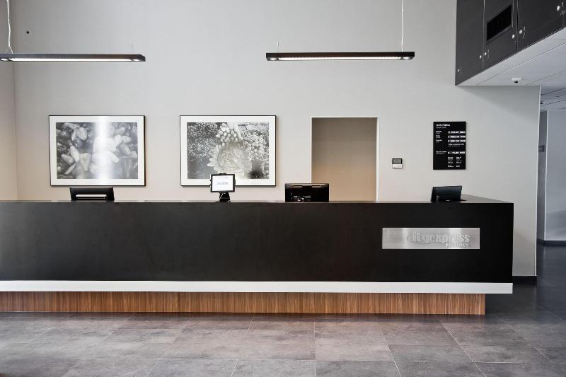 Отель City Express By Marriott Oaxaca