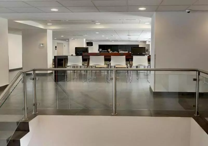 فندق City Express By Marriott Oaxaca