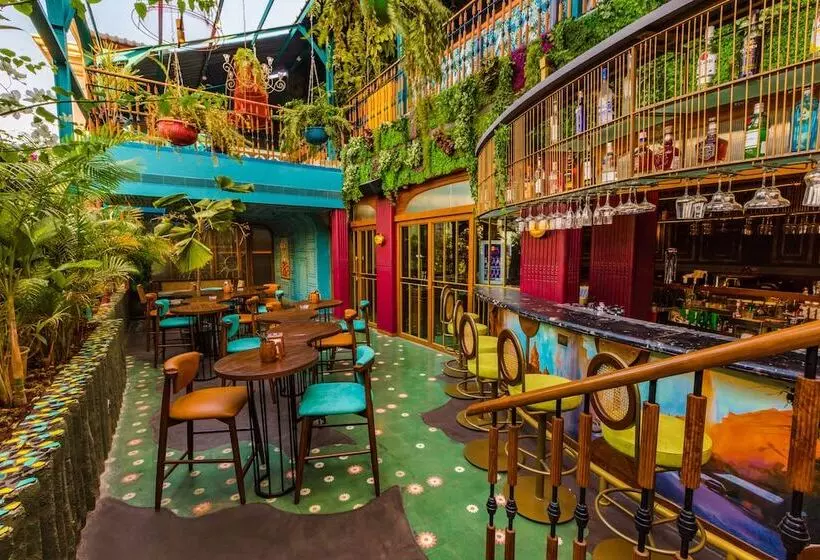 Goldfinch Hotel Mumbai