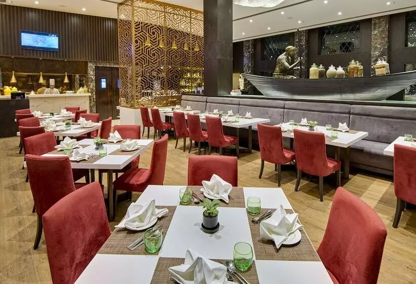 Goldfinch Hotel Mumbai