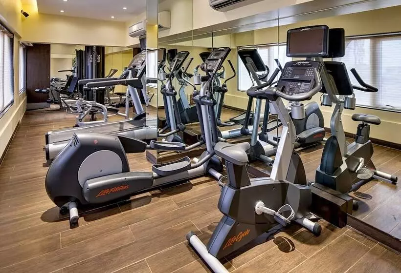 Goldfinch Hotel Mumbai