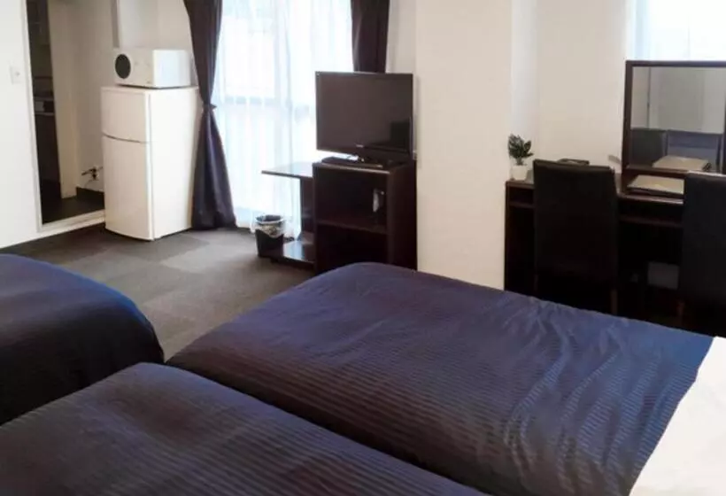 Отель Livemax Budget Fuchu