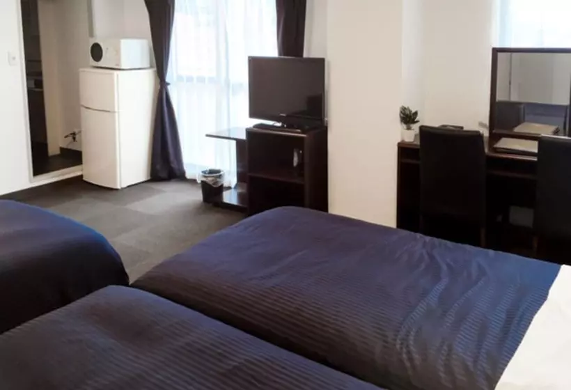 Отель Livemax Budget Fuchu