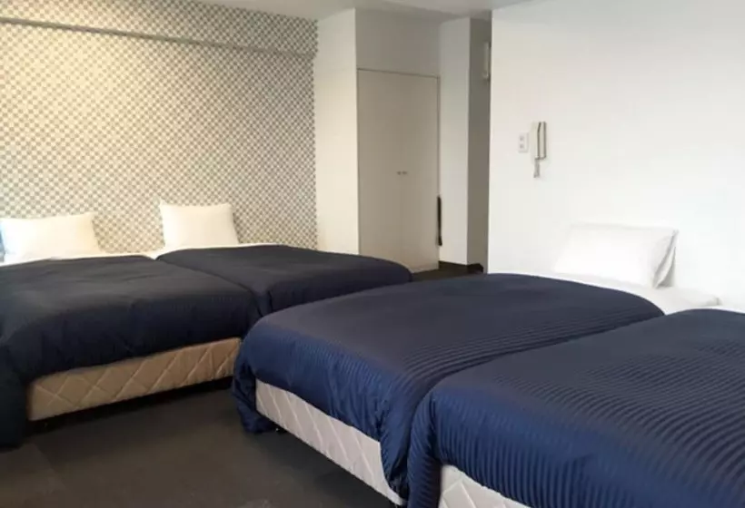 Отель Livemax Budget Fuchu