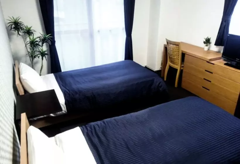 Отель Livemax Budget Fuchu