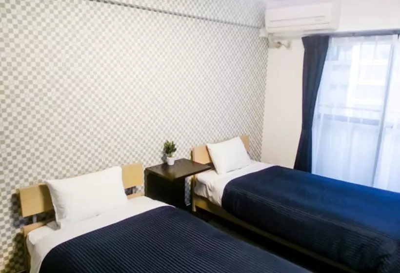 Отель Livemax Budget Fuchu