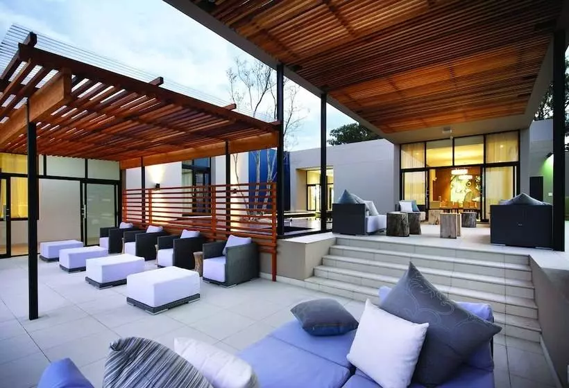 Lombardy Boutique Hotel & Conference Centre