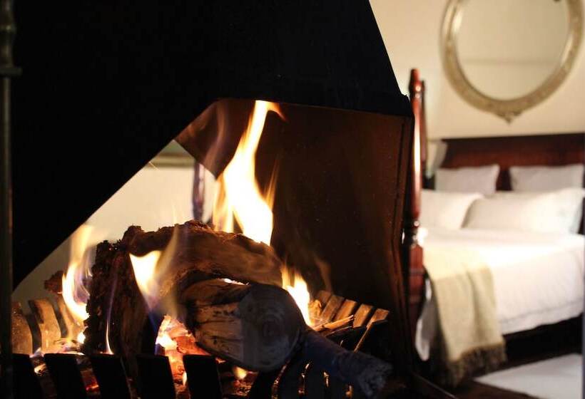 Lombardy Boutique Hotel & Conference Centre