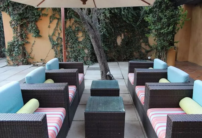 Lombardy Boutique Hotel & Conference Centre