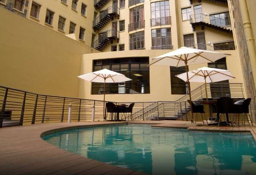 Mapungubwe Hotel Apartments Marshalltown