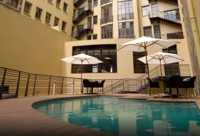 Mapungubwe Hotel Apartments Marshalltown