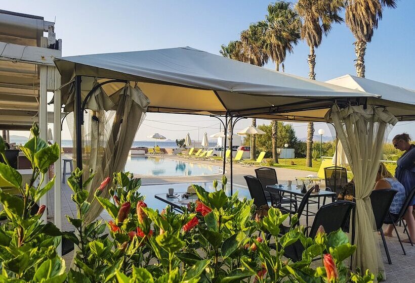 Jonathan Studio Apartments