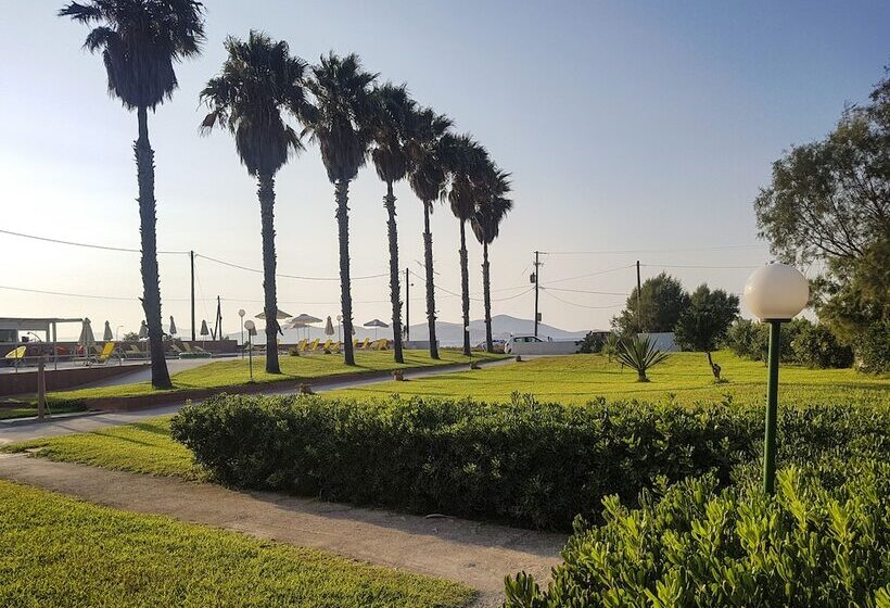 Jonathan Studio Apartments