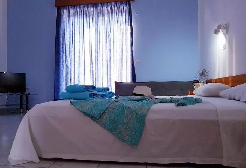 Pyrgos Hotel Apartments