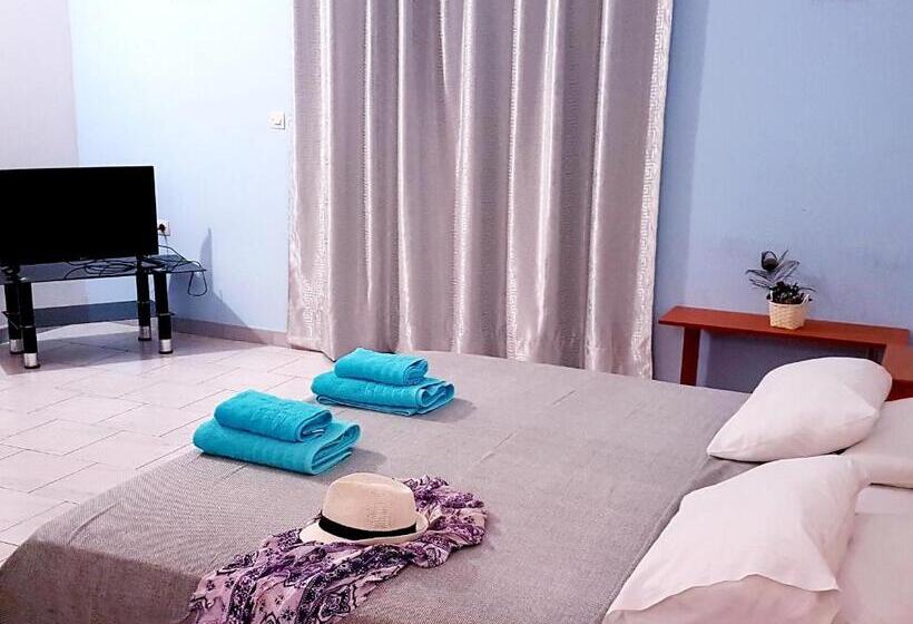 Pyrgos Hotel Apartments