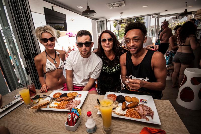 Ryans Ibiza Apartments  Only Adults