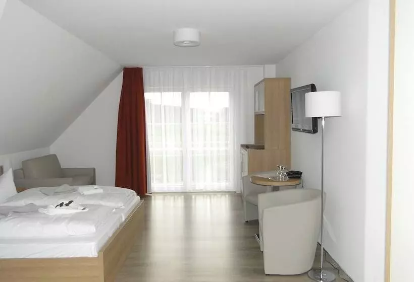 Friesenhof Hotel Restaurant Reitanlage