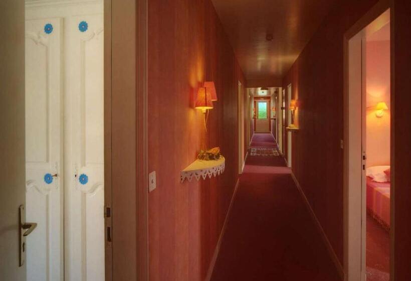 فندق Domaine De Kereven