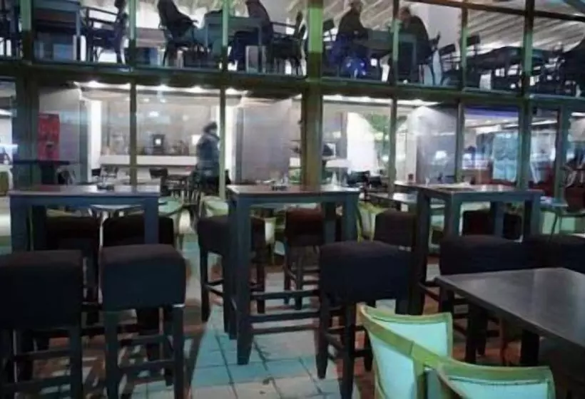 هتل Guesthouse Anja