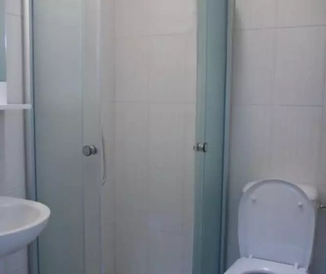 هتل Guesthouse Anja