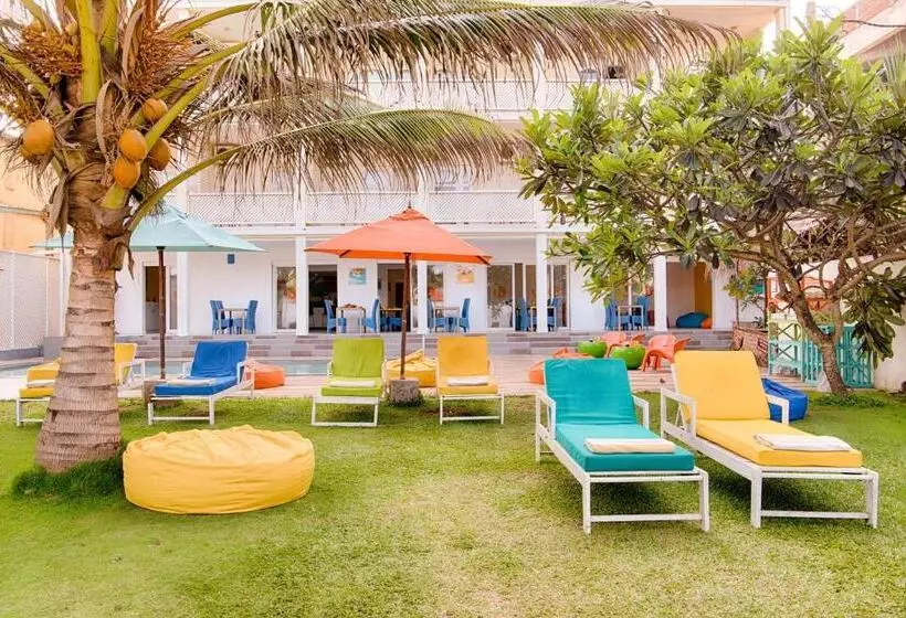 Отель J Negombo