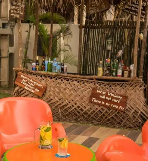 Отель J Negombo