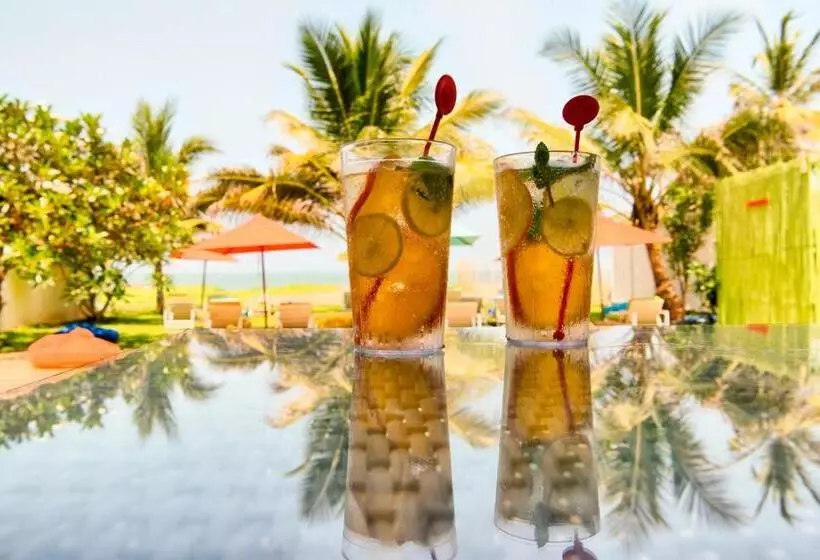 Отель J Negombo