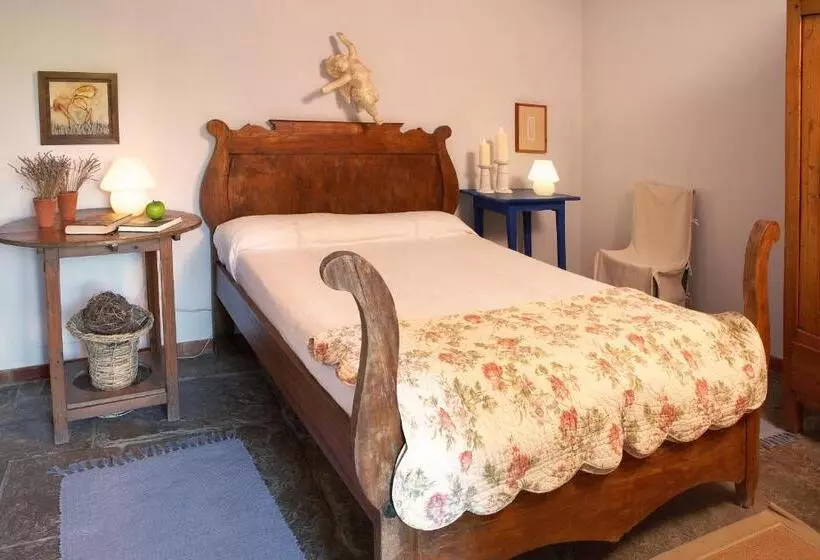 هتل La Plaça Madremanya