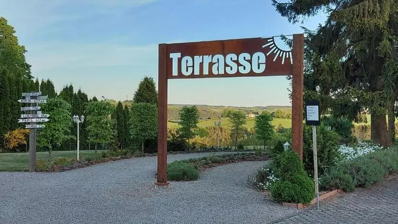 Отель Landhaus Eifelsicht