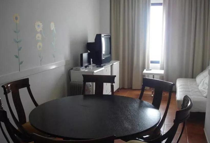 Отель Monte Oiz2