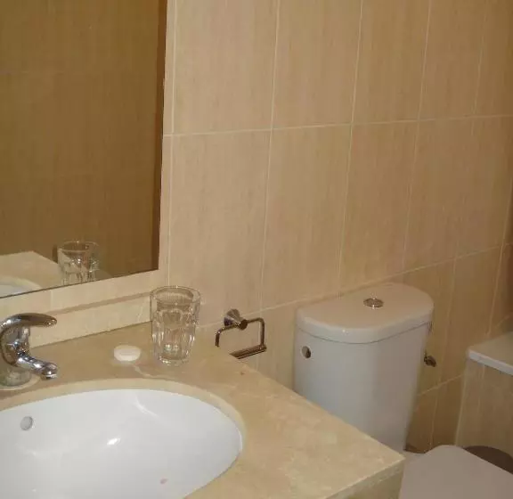 Отель Monte Oiz2