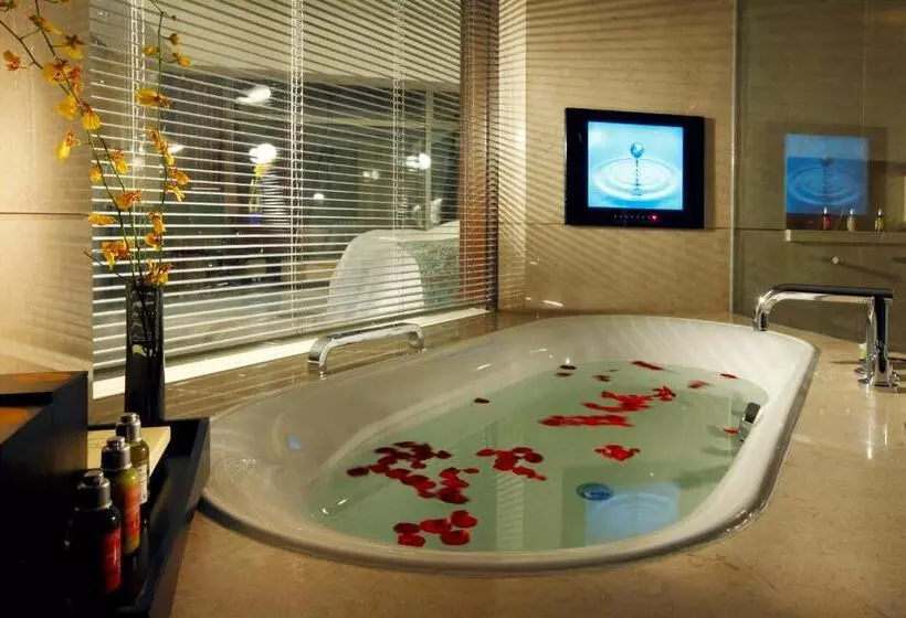 Otel Ningbo Nanyuan Universe Deluxe