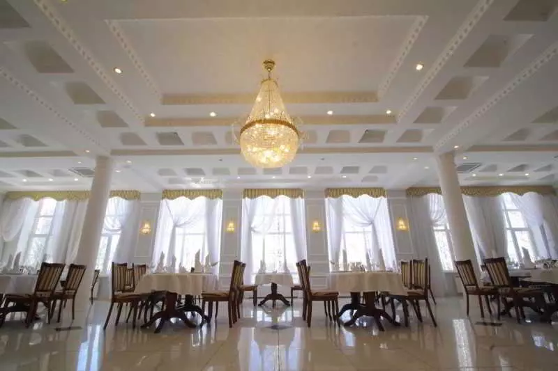 호텔 Roscha Nevest