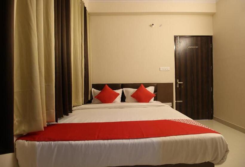 فندق Affy By Oyo Rooms