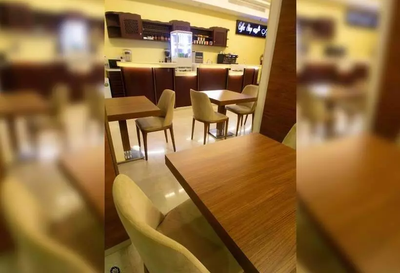 هتل Amwaj Yanbu Residential Units