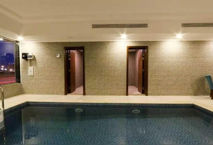هتل Amwaj Yanbu Residential Units