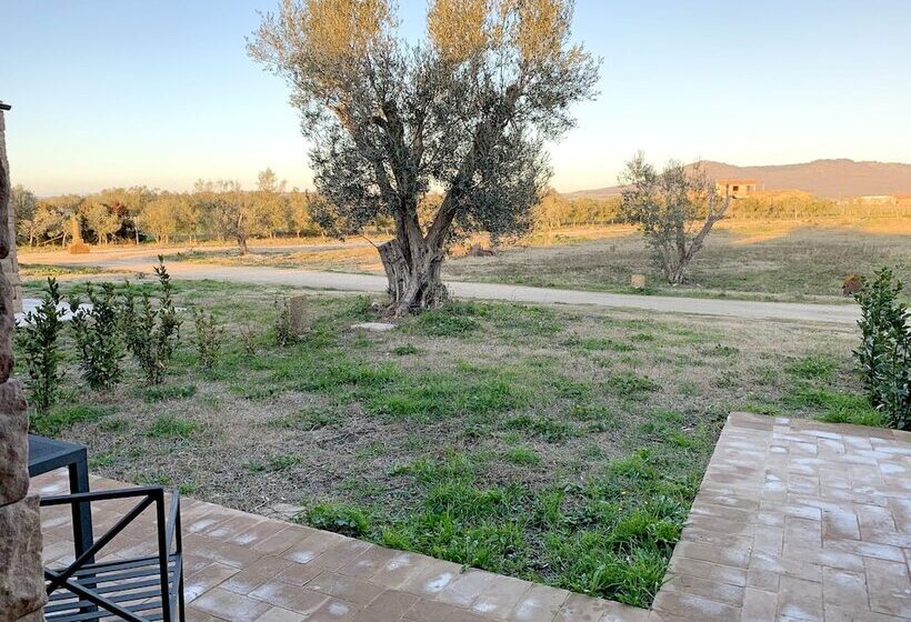 Отель Resort Fonte Vulci