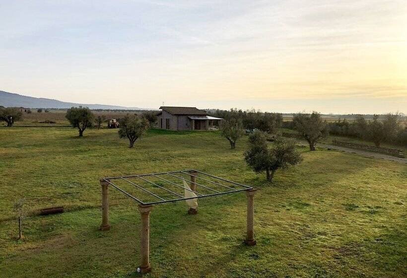 Отель Resort Fonte Vulci