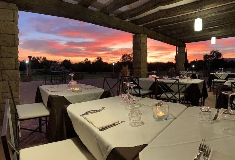 Отель Resort Fonte Vulci