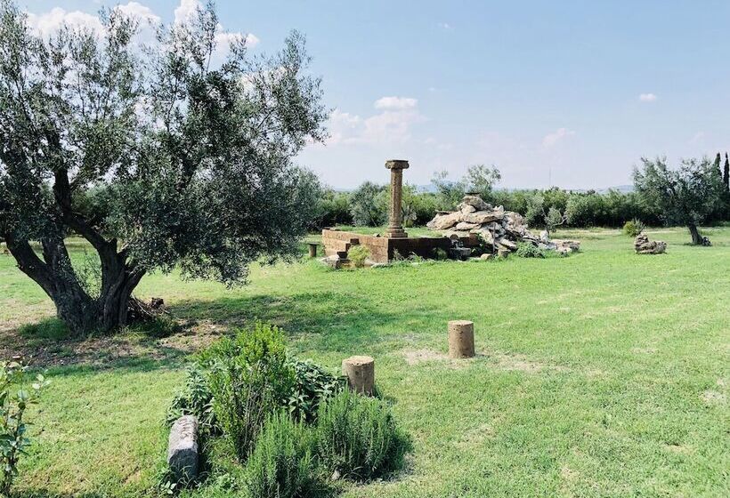 Отель Resort Fonte Vulci