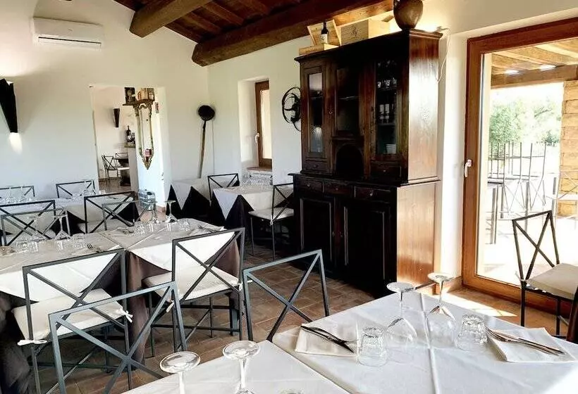 Hotelli Resort Fonte Vulci