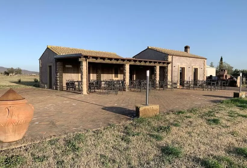 Hotelli Resort Fonte Vulci