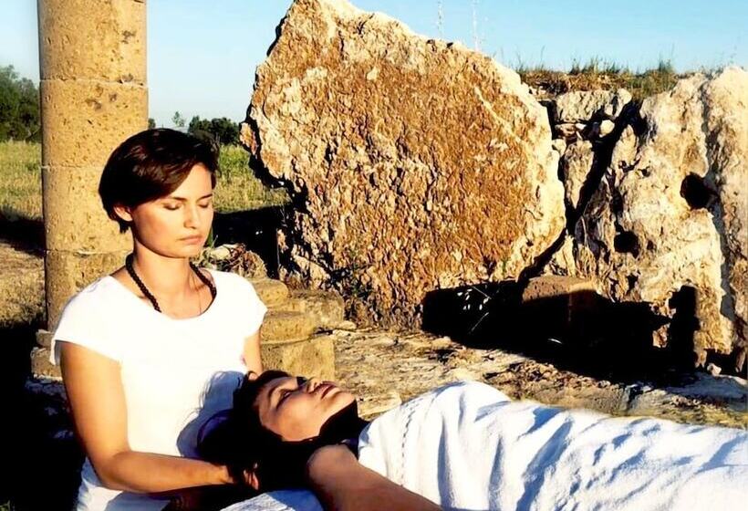 Отель Resort Fonte Vulci