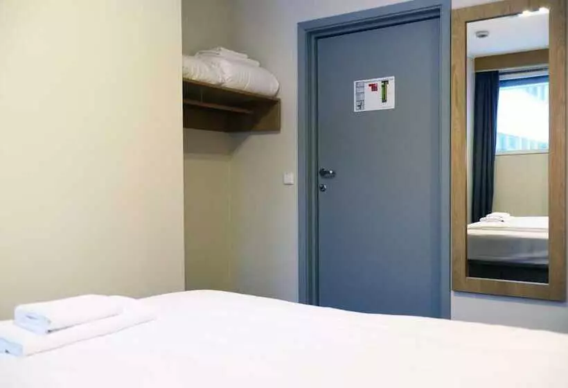 Otel Eidsvoll Express