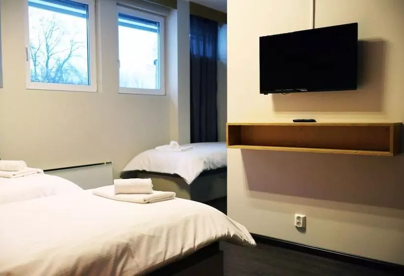 Otel Eidsvoll Express